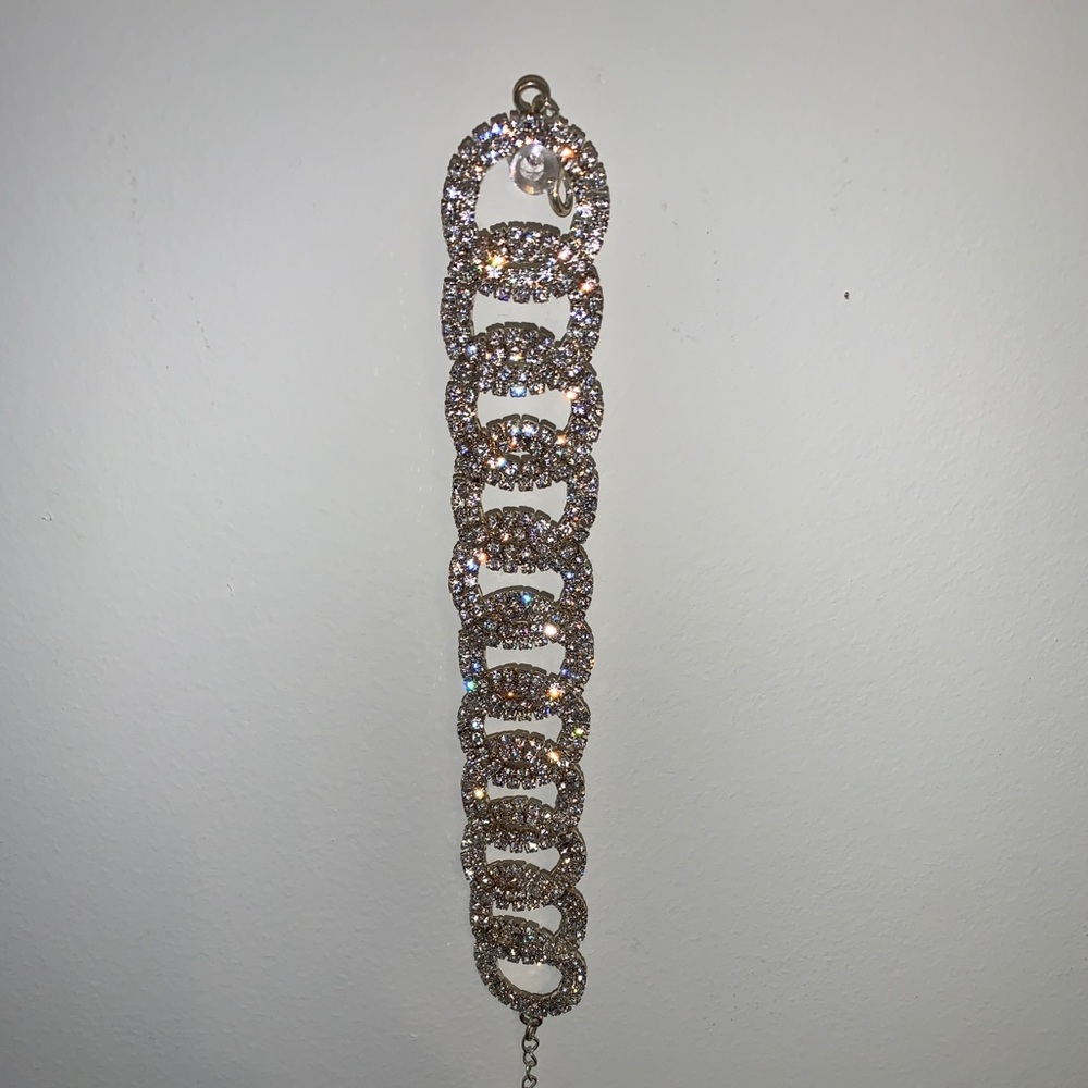 Linked rings bracelet